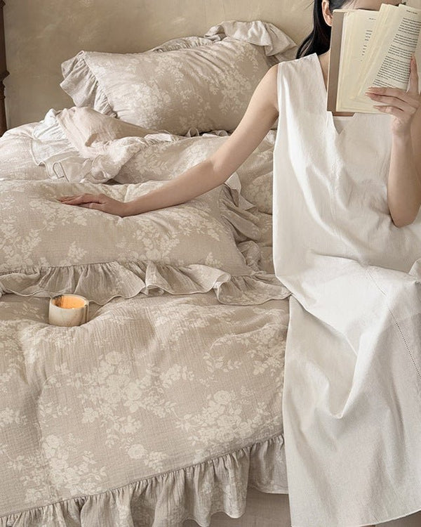 Desirée Vintage Floral Ruffled Bedding Bundle