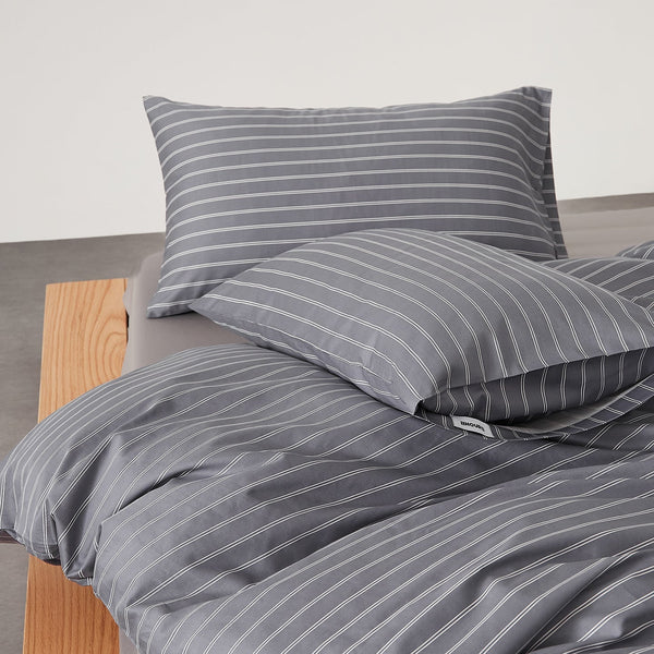 Henry Striped Pillowcases / Black