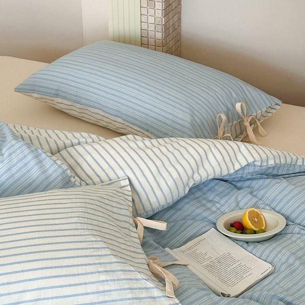 Josie Bow Tied Stripe Pillowcases / Blue