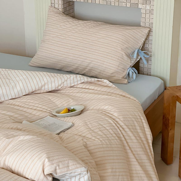 Josie Bow Tied Stripe Pillowcases / Cream