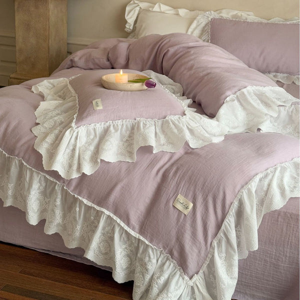 Macaroon French Lace Ruffled Bedding Set / Pink