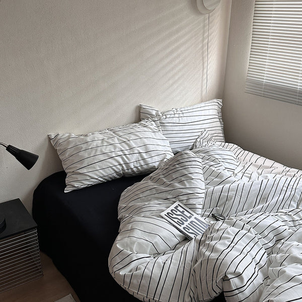 Miles Striped Bedding Set / Mix & Match Black