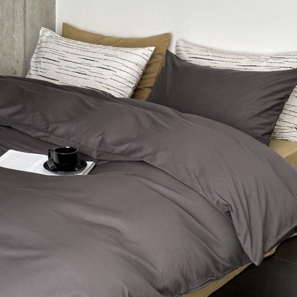 Wesley Retro Modern Bedding Set / Black
